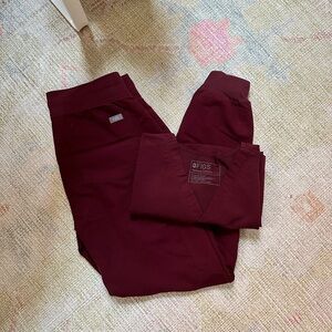 Figs jogger scrub set